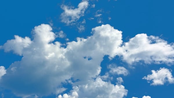 Photo of clouds shows how using the Dr. Sarno method alleviates unexplained chronic pain and other physical symptoms.