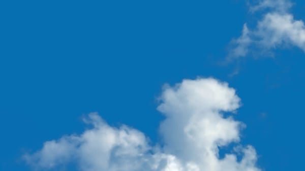 Photo of clouds shows how using Dr. John Sarno’s unique approach can overcome back pain myths and dissipate back pain.